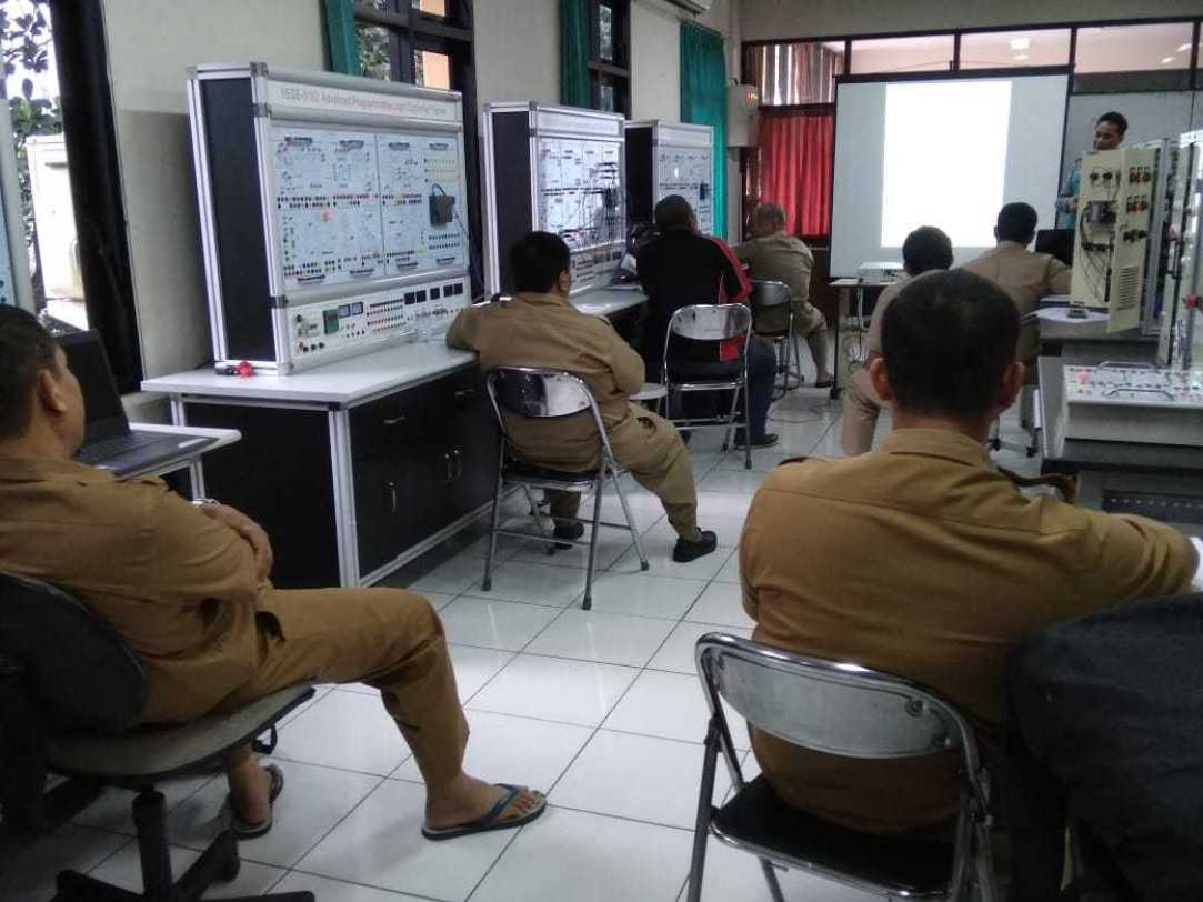 Mesin Praktikum Berbasis Android